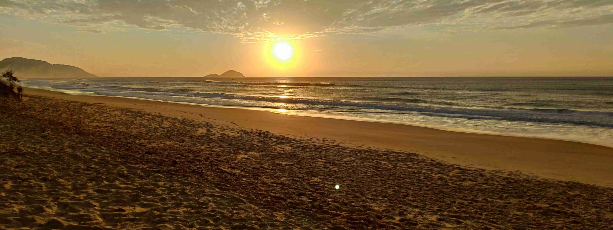 Vista das praias do Norte da Ilha em Florianópolis