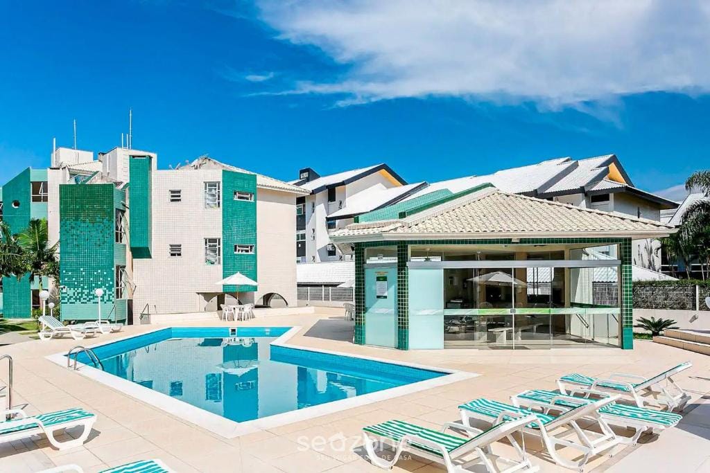 Apartamento com vista para o mar na Praia Brava