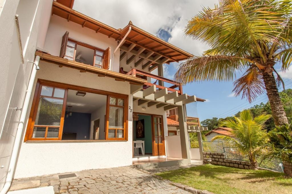 Casa pé na areia próxima à Praia Mole